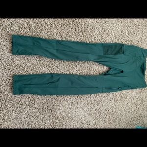 Fabletics full length leggings. Side pocket